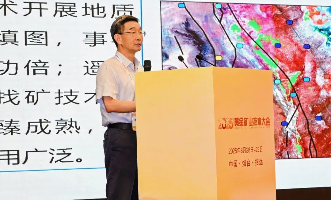 毛静雯.jpg
